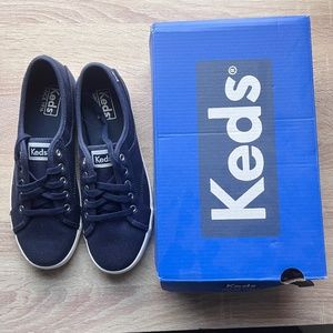 Kids Course Metallic Navy Sneakers - Women's Sneakers Size 7.5 [BRAND NEW]